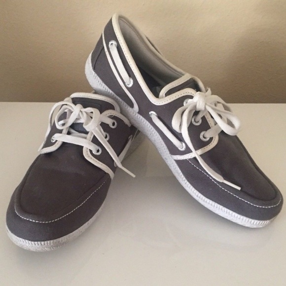 nike slip on boat shoes